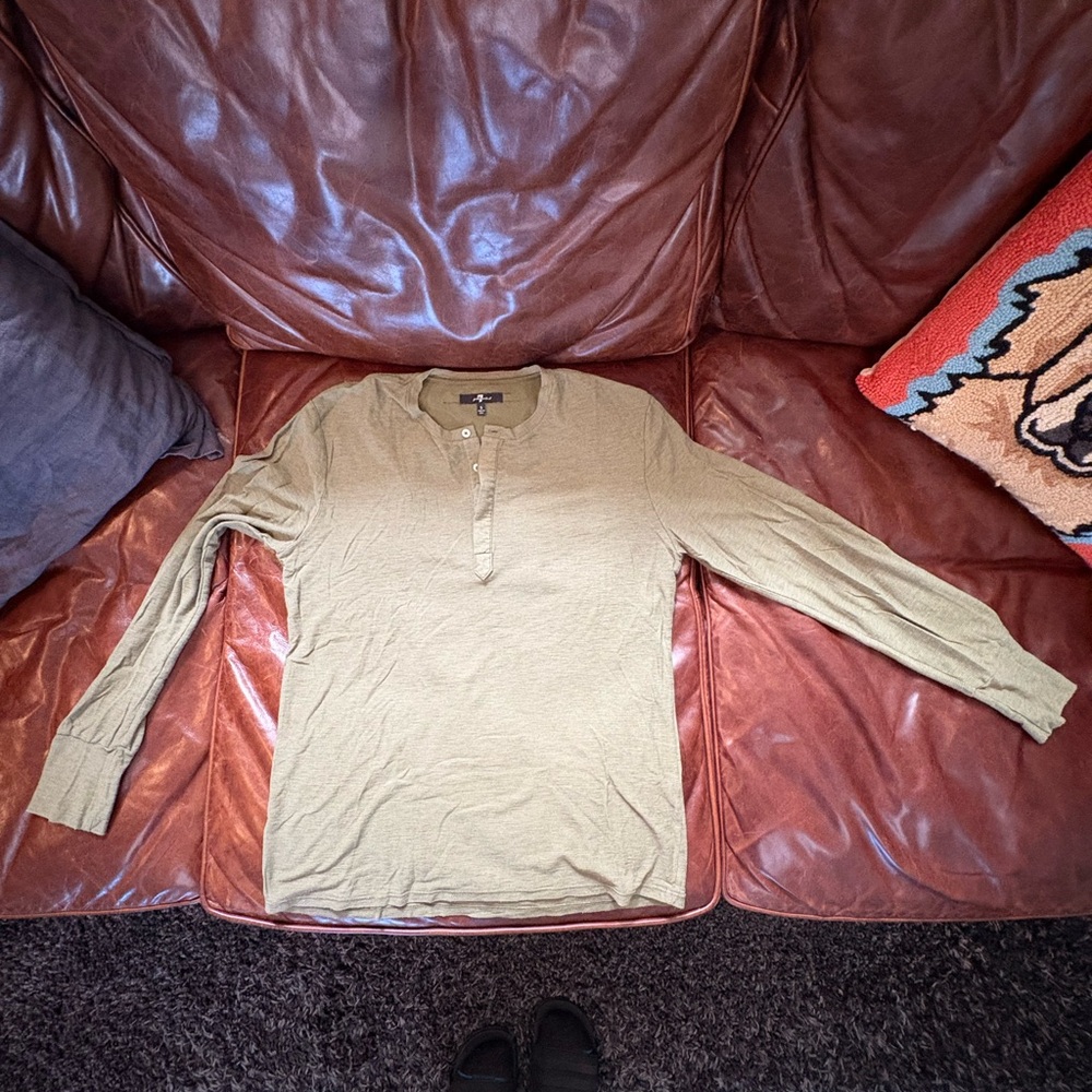 7 For All Mankind Made in Peru Henley size small